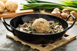 Semmelknödel mit Rahmchampignons - Bread dumpling with creamed mushrooms
