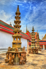 Canvas Print - Wat Pho, a Buddhist temple complex in Bangkok, Thailand