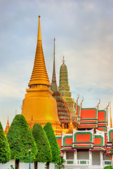 Poster - View of Wat Phra Kaew temple at the Grand Palace in Bangkok