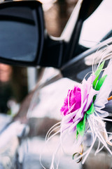 wedding decoration on car