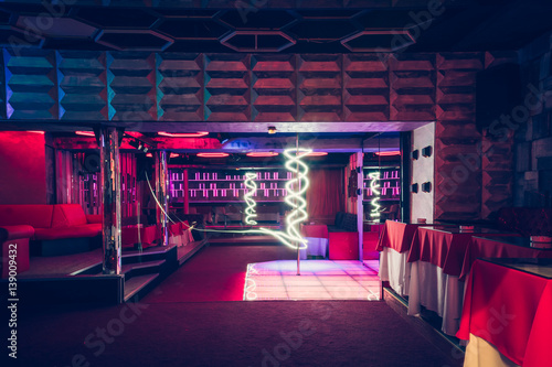 Night Club Interior With Pole Dance Stage Kaufen Sie