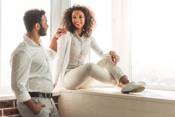 Wall Mural - Stylish Afro American couple