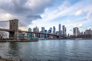 Sticker - Brooklyn Bridge and Manhattan Skyline - New York, USA