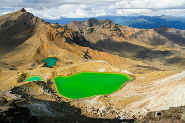 Canvas Print - Emerald Lakes