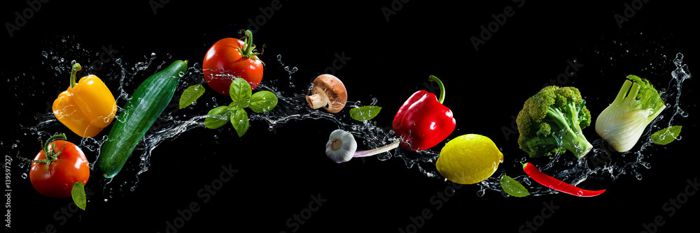 Obraz na płótnie Vegetables water splash w salonie