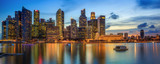 Fototapeta Nowy Jork - Singapore Skyline and view of Marina Bay
