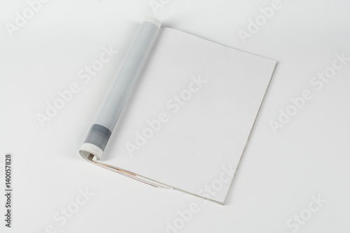 Photographie Maquette magazine ou catalogue sur tableau blanc
