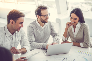 Canvas Print - Business people working