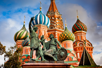 Wall Mural - St. Basil's Pokrovsky Cathedral in Moscow