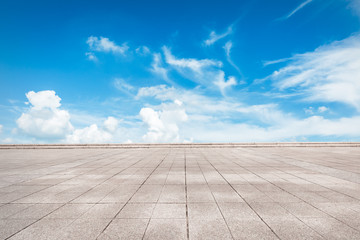 Square floor and sky