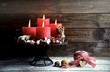 Weihnachten Dekoration mit roten Kerzen -  Grußkarte - Adventskerzen - vierter Advent