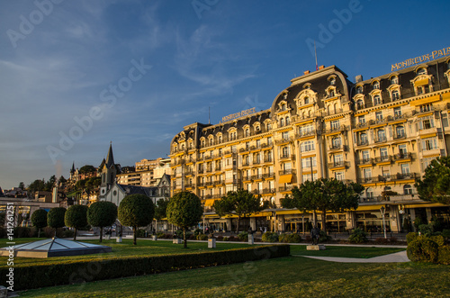Cuadros en Lienzo A hotel in Montreux, Switzerland