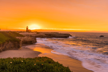 Wall Mural - Amazing view of sunrise near Pacific coast, Santa Cruz, California