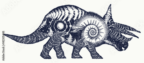 triceratops-podwojna-ekspozycja-sztuki-tatuazu-projekt-koszulki-dinozaura-triceratops