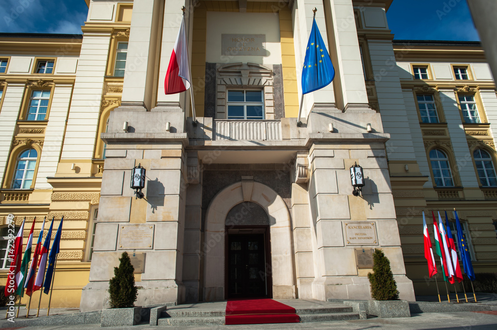 Kancelaria Prezesa Rady Ministrów w Warszawie - obrazy, fototapety, plakaty 