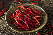 Raw Organic Red Thai Peppers