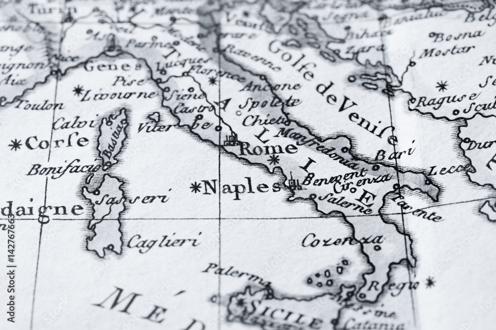 アンティークの古地図 イタリア の Stock イラスト | Adobe Stock