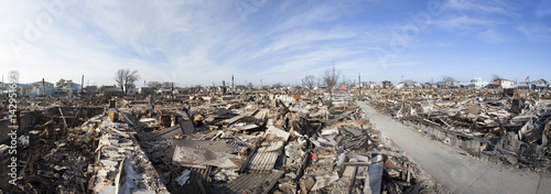 Fotografía NEW YORK -November12: The fire destroyed around 100 houses during Hurricane Sand