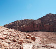 Giordania, Medio Oriente, 02/10/2013: il Muro dei Re con le Tombe Reali, enormi strutture funerarie scolpite nella roccia ai piedi della montagna nella città archeologica di Petra