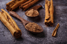 Ceylon Cinnamon Sticks And Powder
