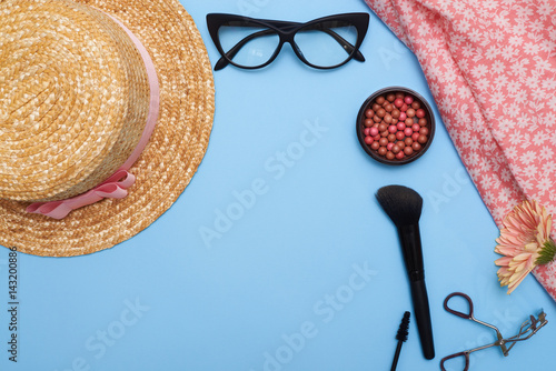 Stampa su Tela Flat lay of feminine stuff with cosmetics