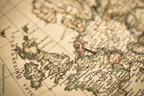 アンティークの世界地図 イギリスとフランス Stock 写真 Adobe Stock