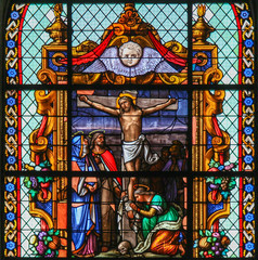 Canvas Print - Jesus on the Cross - Stained Glass in Beguinage Church