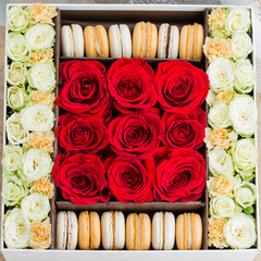 Wall Mural - Box with flowers and macaroons