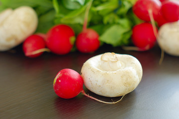 Wall Mural - Radish champignon organic food