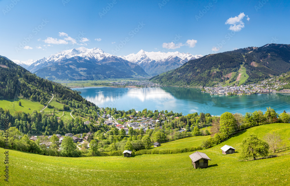 View over Zell am See in Summer, Salzburg, Austria - obrazy, fototapety, plakaty 