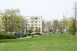 Wohnanlage aus sanierten Plattenbauten im Stadtteil Süd in Frankfurt an der Oder im Frühling