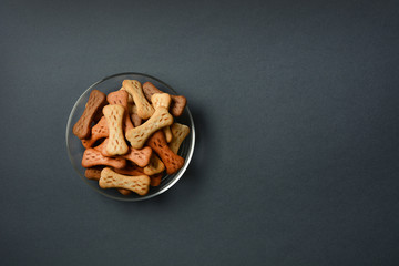 dog biscuits in the shape of bones