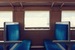 電車の窓と座席
