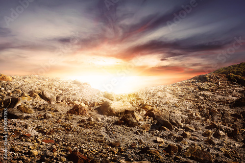 rocky-mountain-with-beautiful-sun-view