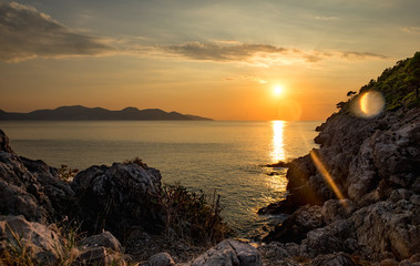 Wall Mural - Amazing landscape of sunset over the sea