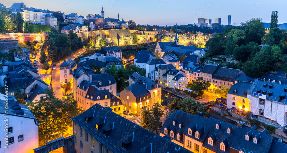 Obraz na płótnie Luxembourg City night Panorama w salonie