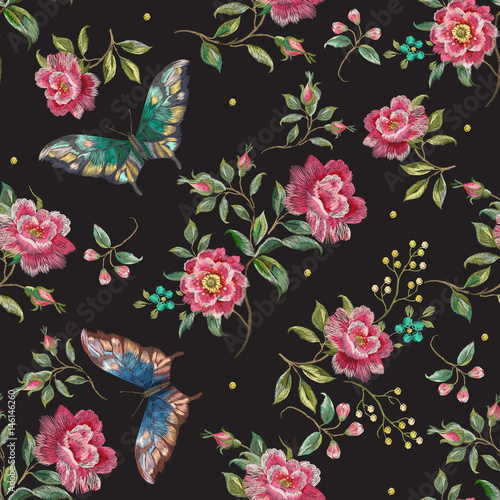 motyle-i-roze