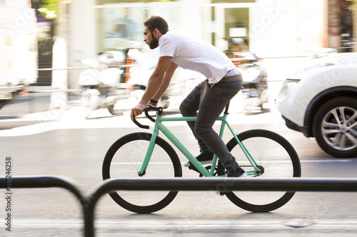 riding fixed gear