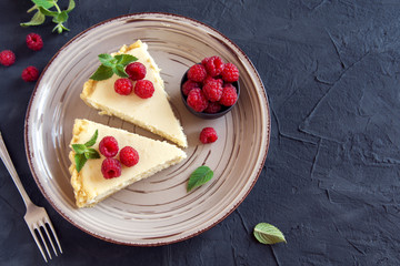 Canvas Print - cheesecake with fresh raspberries