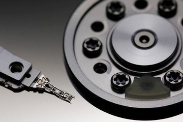 Computer hard drive data storage technology