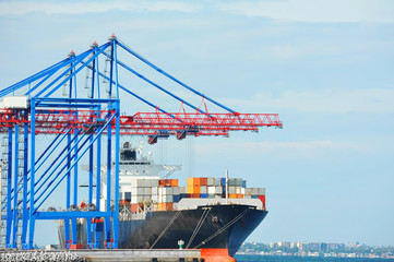 Port cargo crane, ship and container