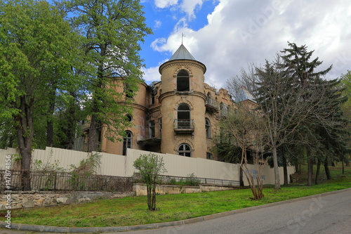 Cuadros en Lienzo Elsa's Dacha in Pyatigorsk, Russia