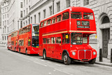 Fototapeta Londyn - Red bus in London