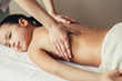 © alfa27 - masseur does massage to the little girl