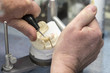 © mmphoto - Dentaltechniker bei der Arbeit