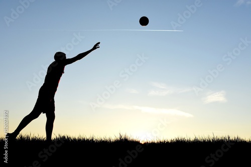 Plakat Mężczyzna gra w piłkę ręczną