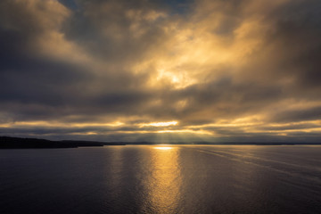 Wall Mural - Sunset sky on sea
