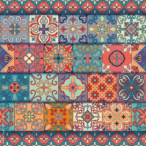 bezszwowy-wzor-z-portuguese-taflami-w-talavera-stylu-azulejo-marokanskie-me