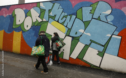 People Leave The Non Profit Dortmund Food Bank Dortmunder Tafel