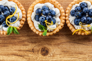 Poster - Delicious Blueberry tartlets